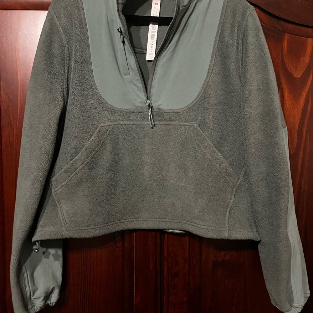 Lululemon Athletica Gray Boxy Bib Collar Hoodie